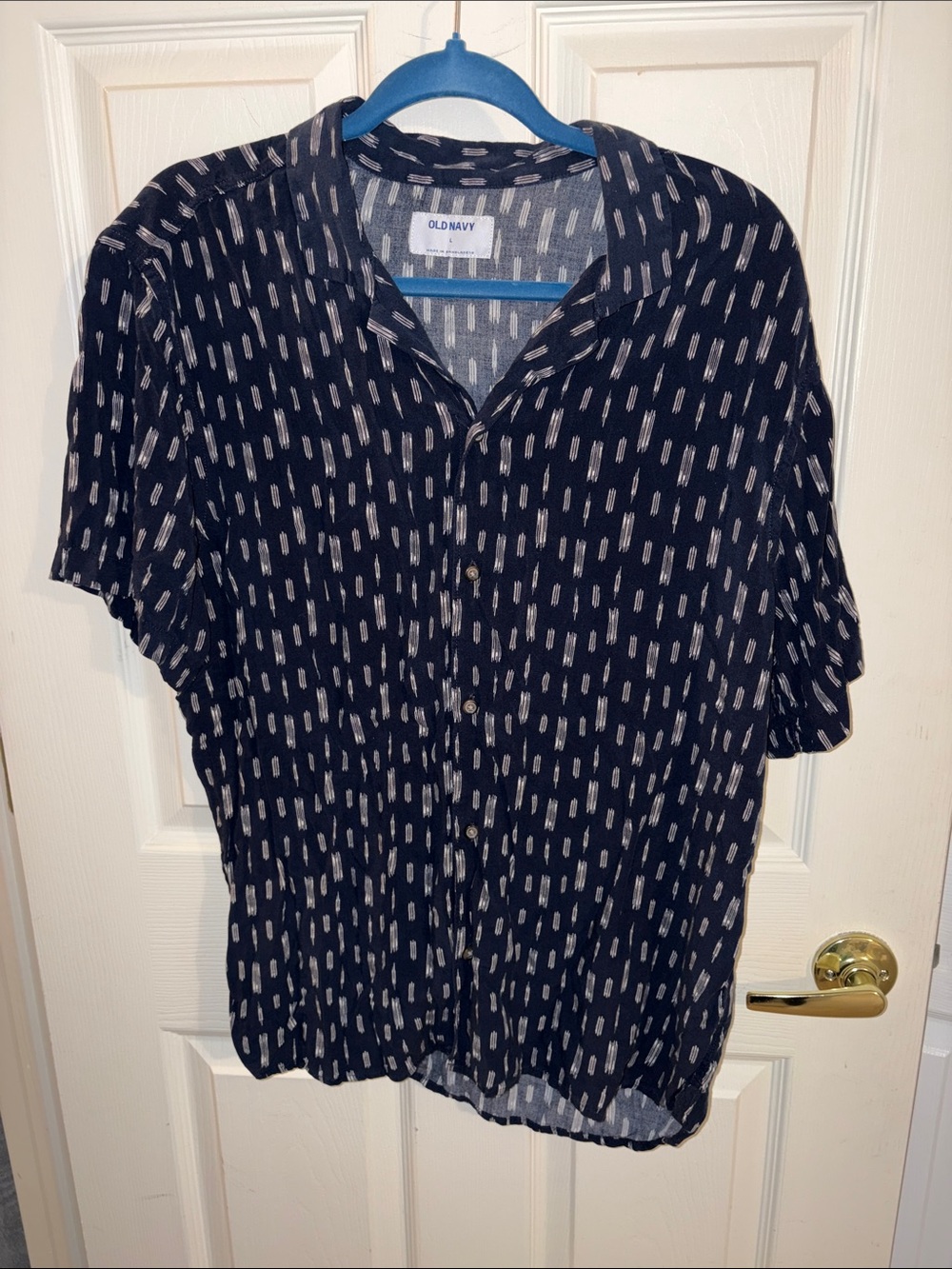 Men’s Old Navy Navy Short-Sleeve Down size L